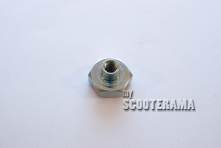 Ecrou M8 hexagonal tambour avant et arrière - Vespa Acma, Type N, VNA, VBA 