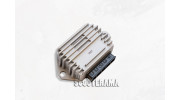 Régulateur 5 broches - Vespa PK/PX/T5/COSA - Modèle avec demarreur, batterie et clignotants